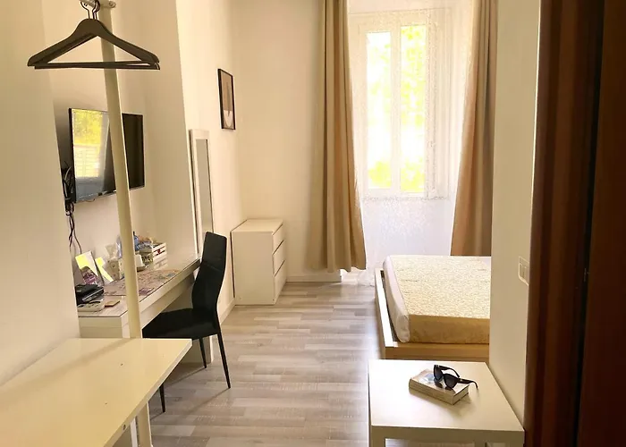Appia 52 Πανσιόν 4*